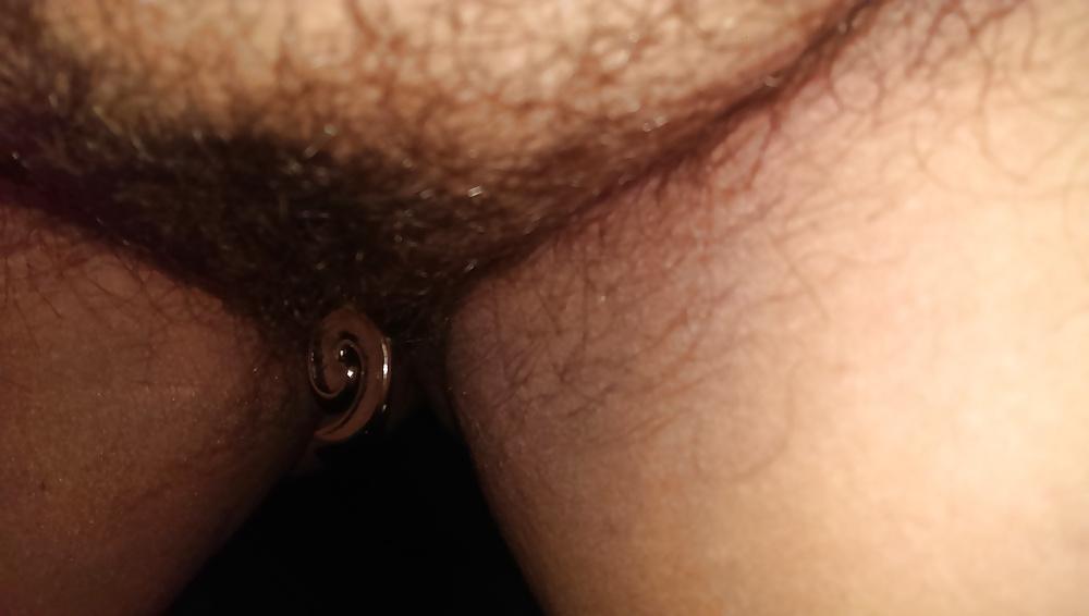 8P Pussy piercing