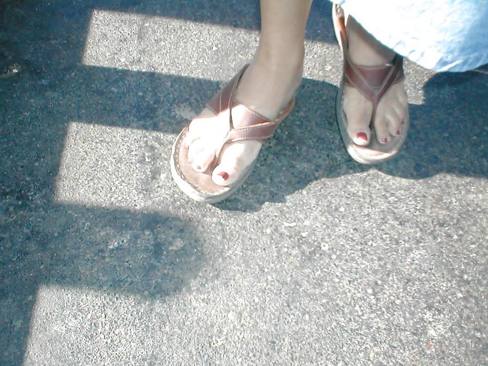 21P Hispanic Street Feet 1