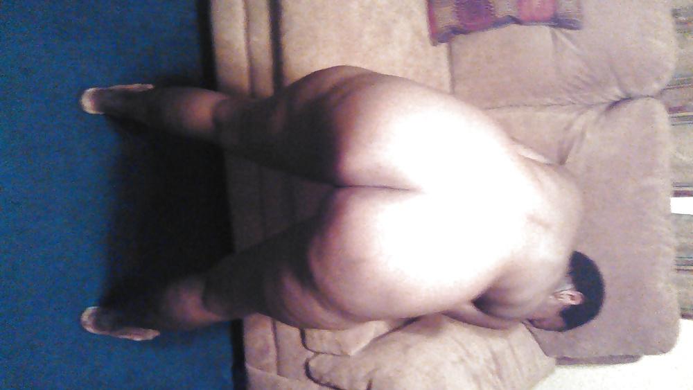 6P Big booty streetwalker