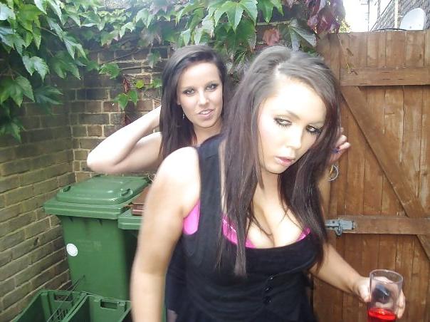 25P Anglaise aux gros nichons  busty english part1