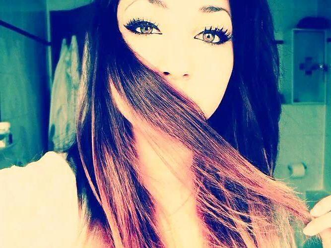 25P Sexy german young girls please comment