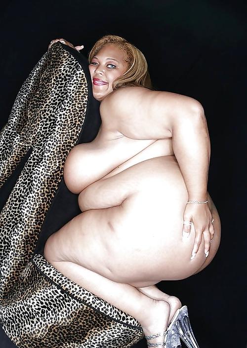 22P DO YOU LOVE BBW BIG BOOTY ? VOL. 1