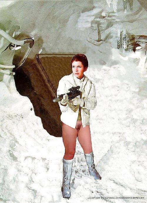 25P Scifi babes 1.