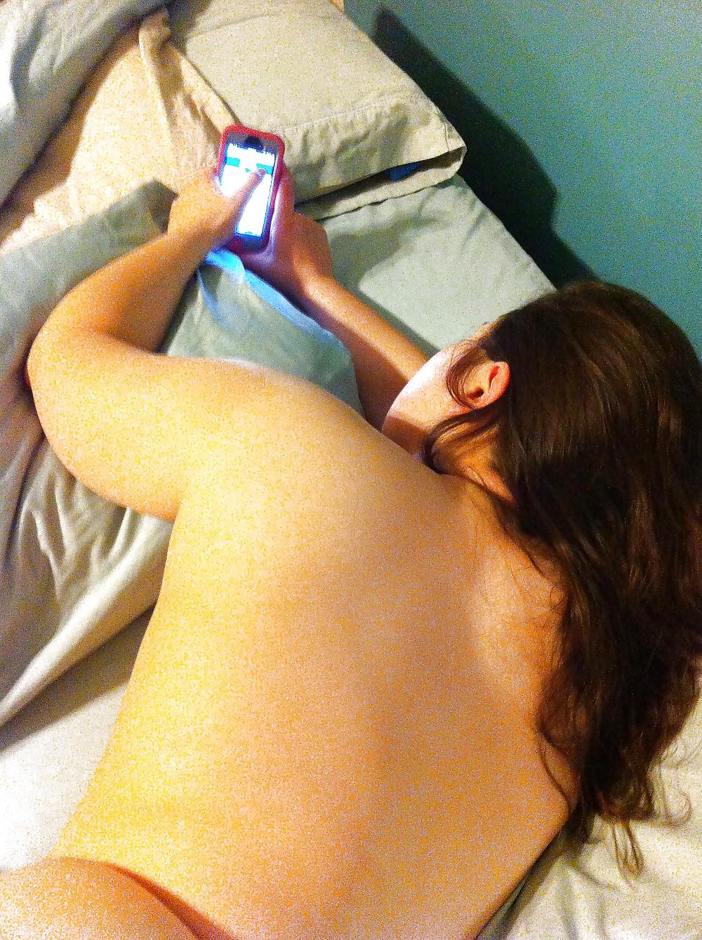25P Amazing big ass on slutty wife