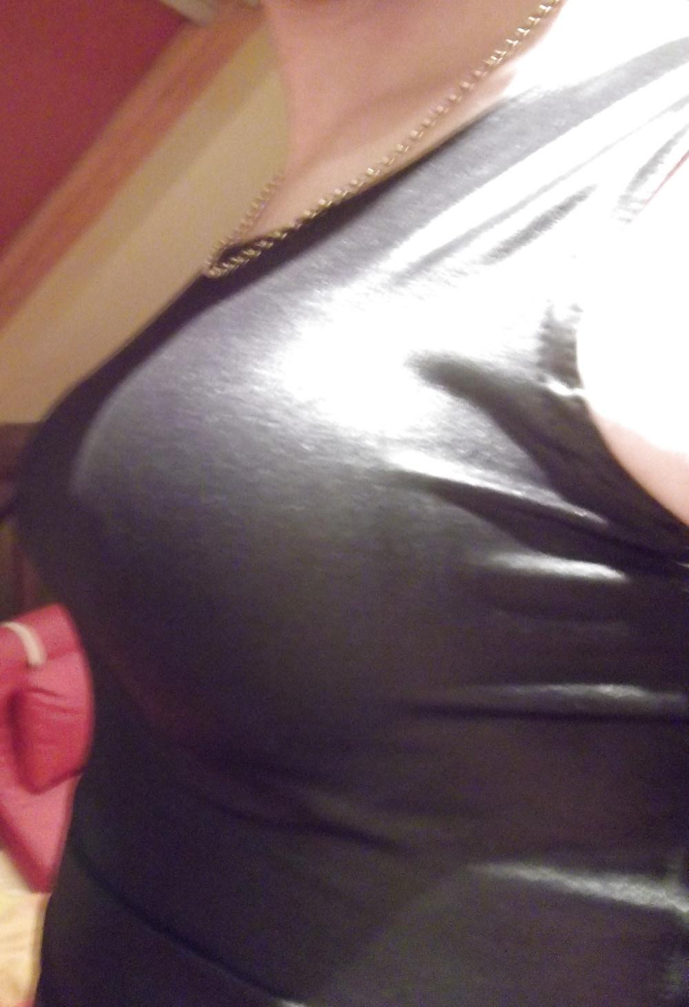 18P Crossdressing in wetlook dress and leather trousers