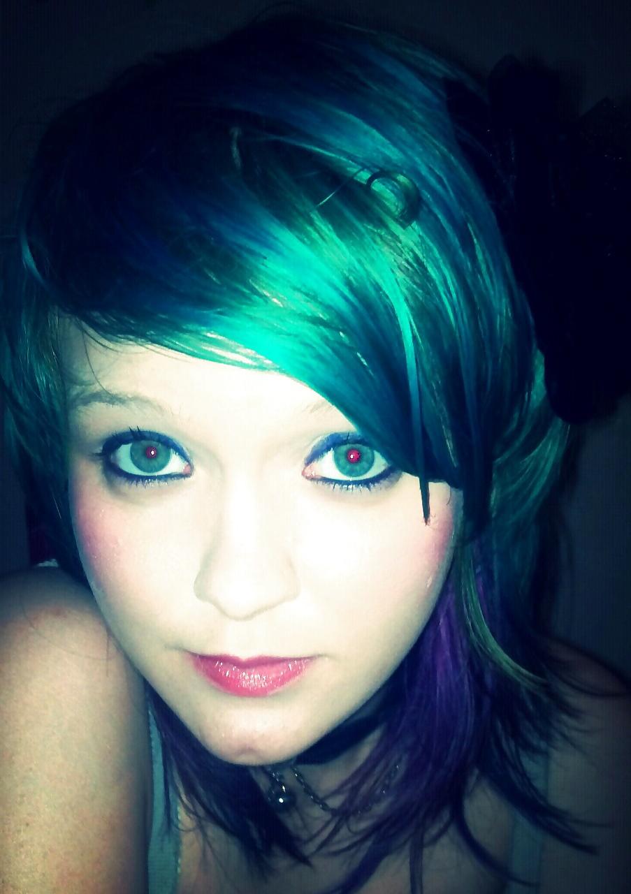 25P Big Tits emo babe 
