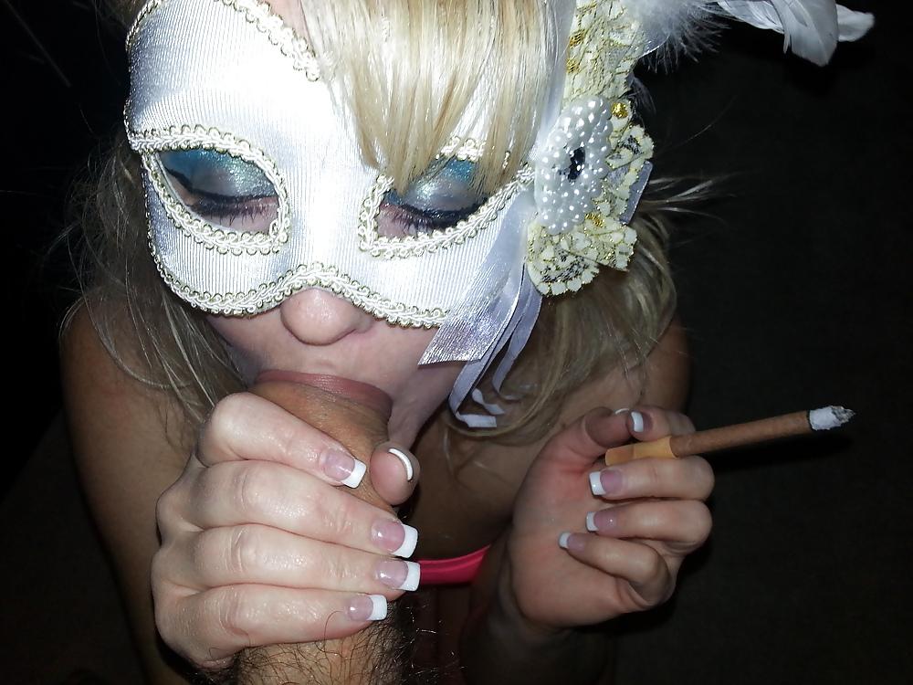 25P Anal only Roxy.. anal jewelry and cigar smoking blow job!
