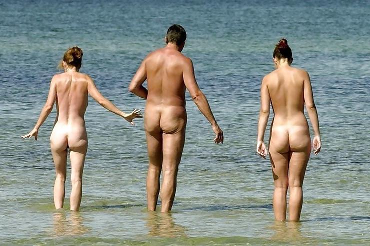 20P East German nudes