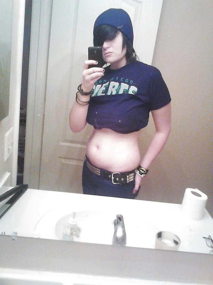 12P Emo Facebook Teen Julie