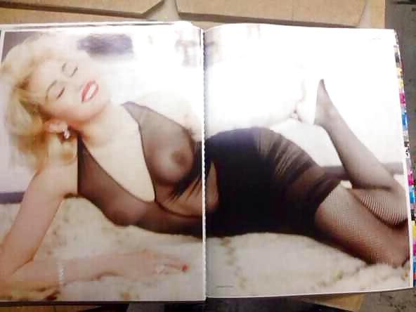 4P Miley Cyrus Leaked German Vogue 