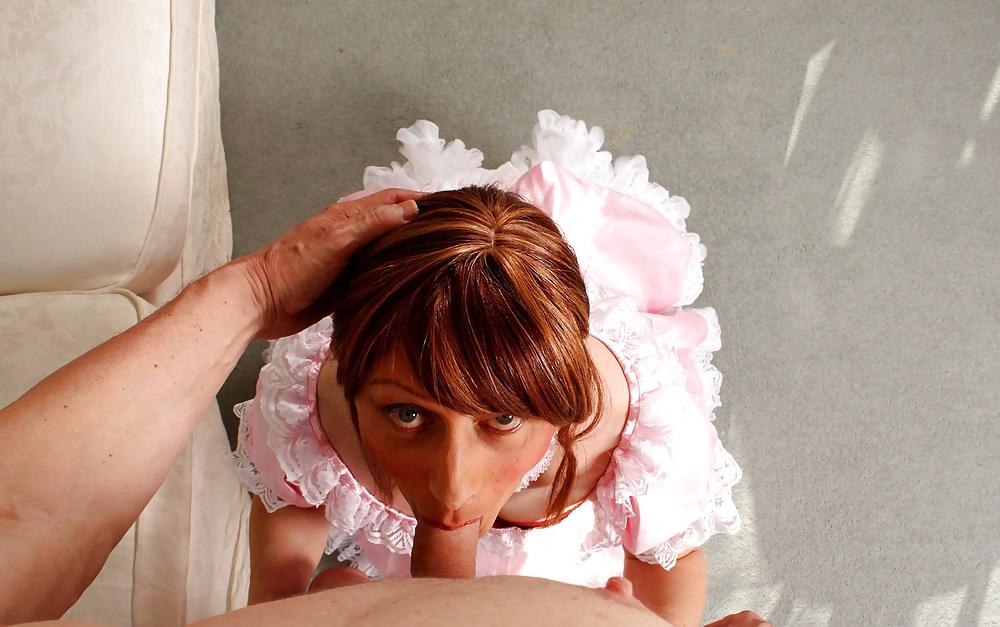 25P Wie der Meister mich behandeln sollte, Sissy