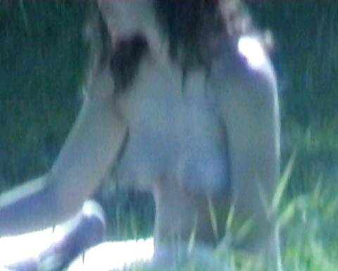 25P Beach tits spy