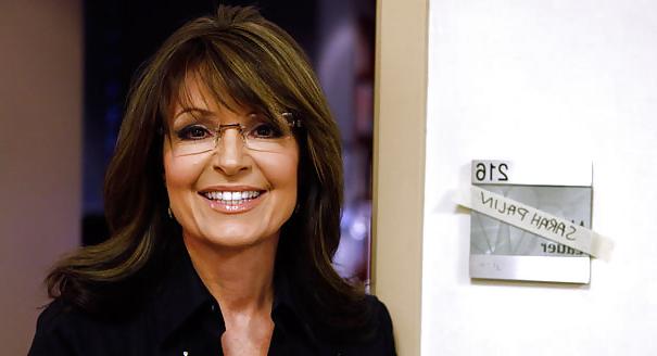 25P It's great jerking off to conservative Sarah Palin