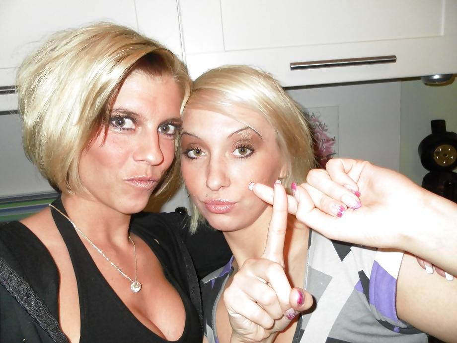 25P Blonde with Pierced Pussy