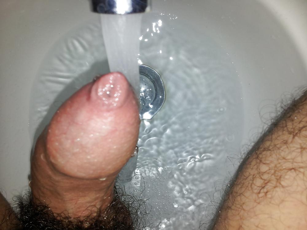 8P Masturbation during bidet (hairy uncut cock with foreskin)