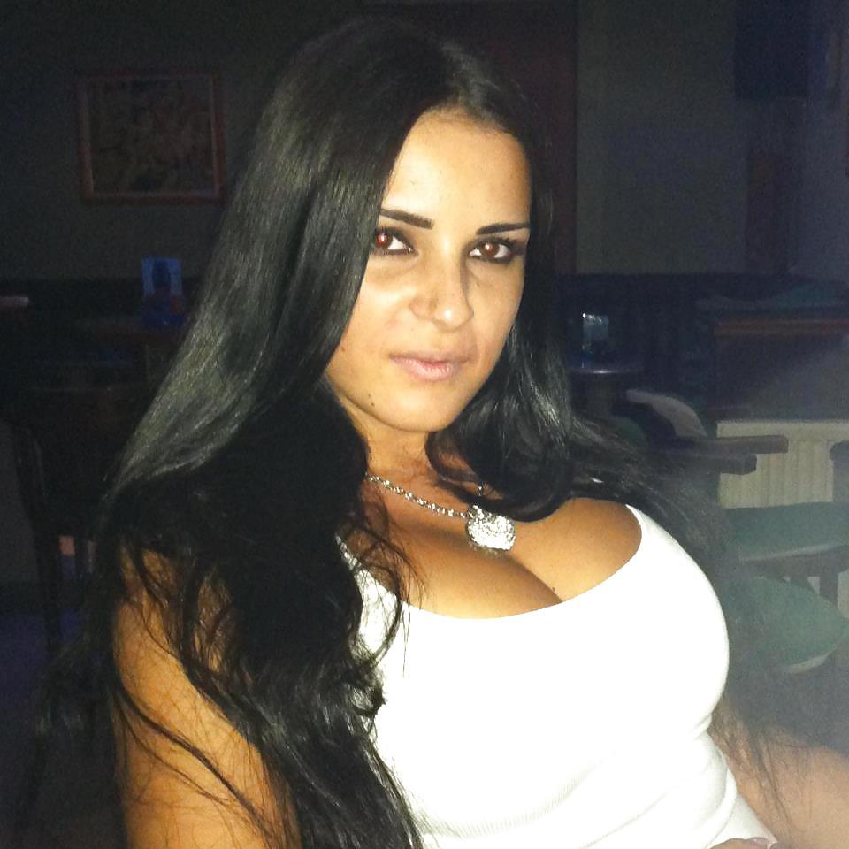 14P Katarina Banic - Croatian celeb