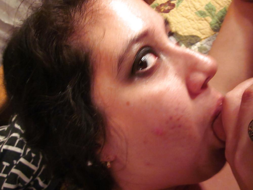 25P Naughty Nerd Gives Blow Job
