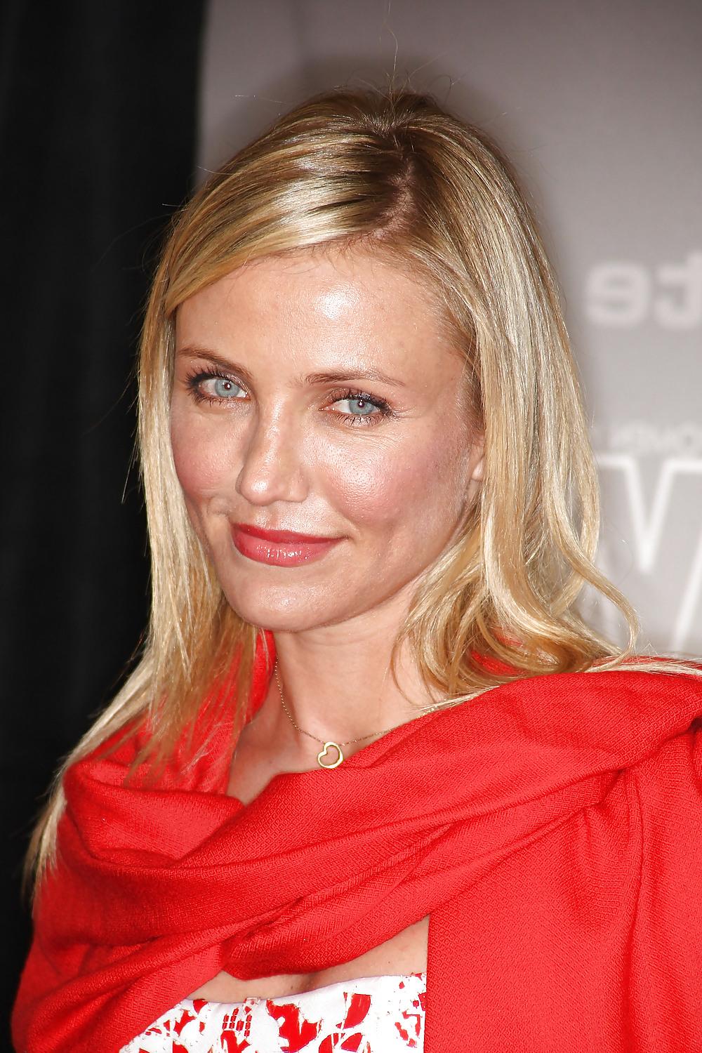 25P Sexy Celebrities Hottest Pics Collection  HQ Untagged