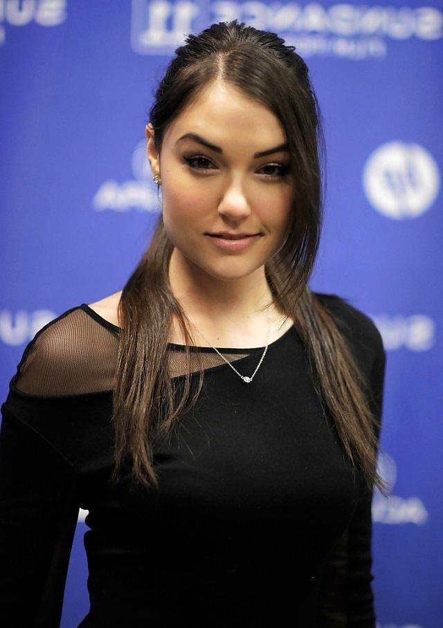25P Red Carpet Pornstars