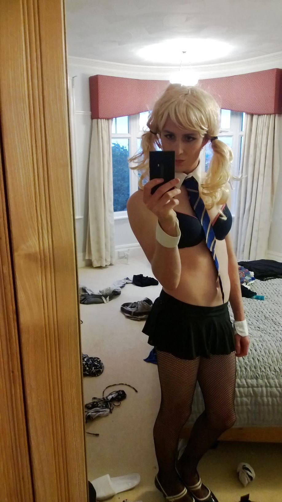 25P Crossdresser and shemales