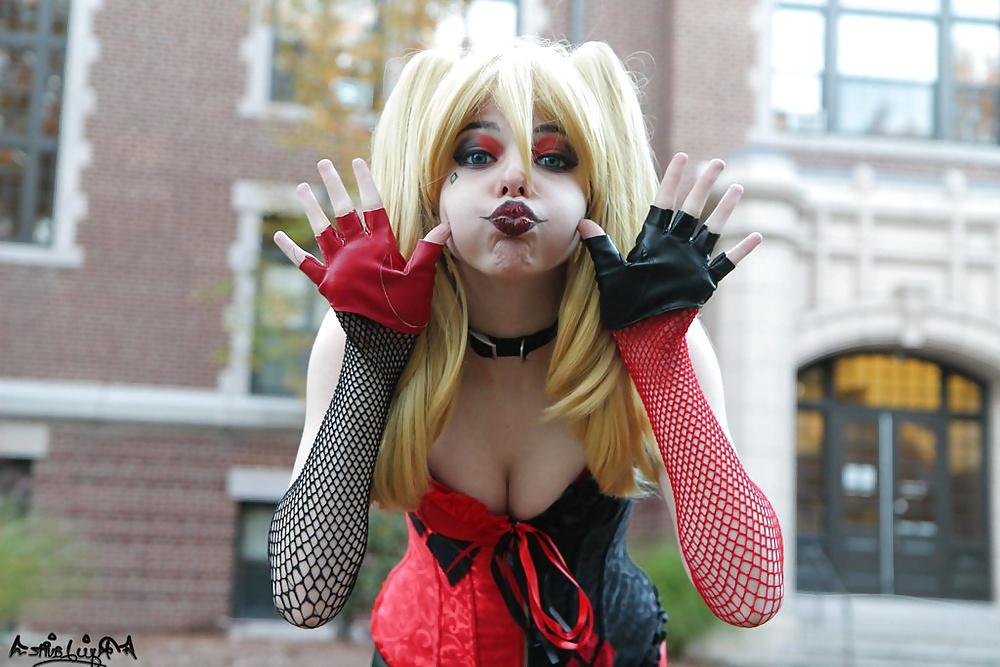 25P Harley Quinn Cosplay
