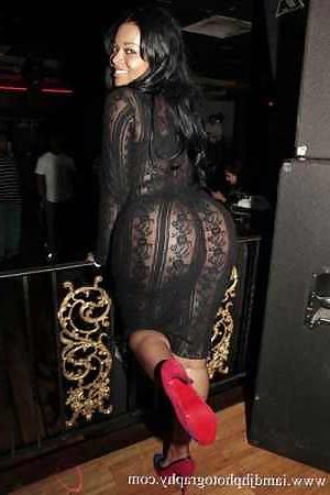 25P Thick black booty of Sultry Simone