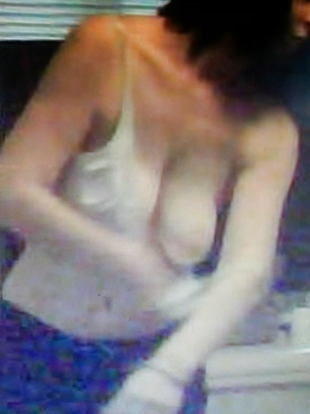 9P Spy pics of my wifes amazing tits