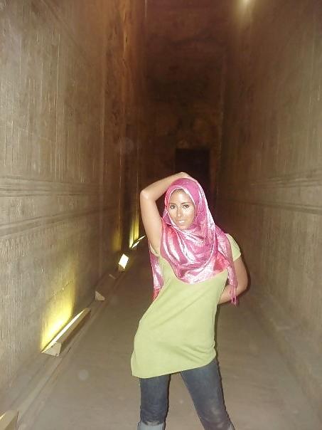 25P Arab Egyptian Chicks 