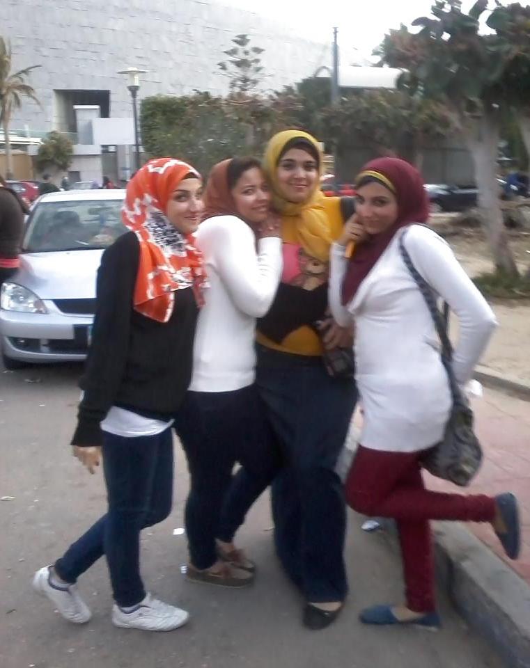 25P Arab Egyptian Chicks 