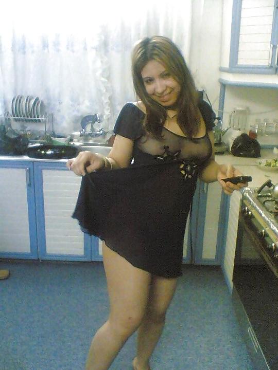 25P Arab Egyptian Chicks 