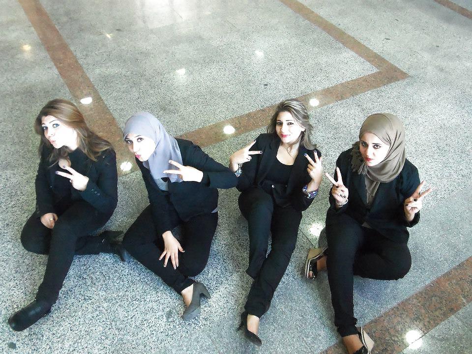 25P Arab Egyptian Chicks 