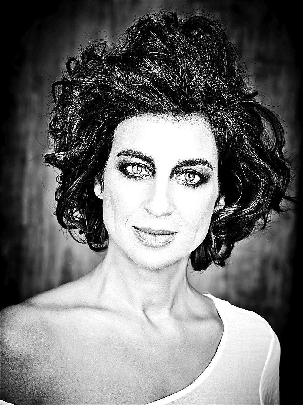 20P Isabel Varell German Mature Celeb