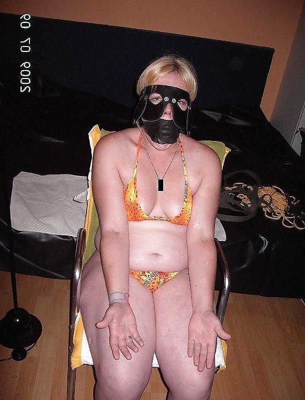 13P Amateur mom wife mature granny sex pets 2