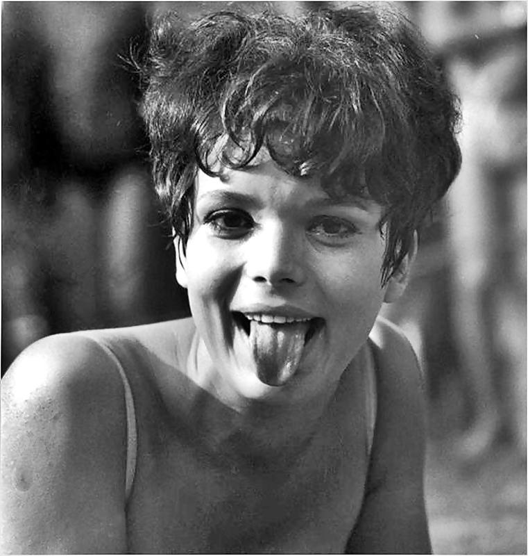 20P Uschi Glas - German Celeb Granny