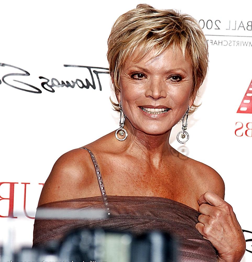 20P Uschi Glas - German Celeb Granny
