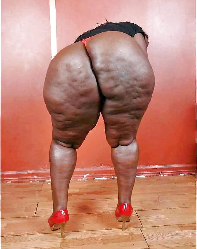 8P The big ass of Teresa
