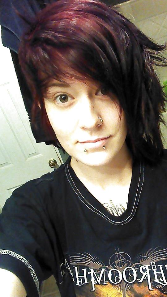 17P Emo Facebook Teen Erin
