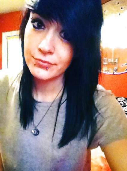 17P Emo Facebook Teen Erin