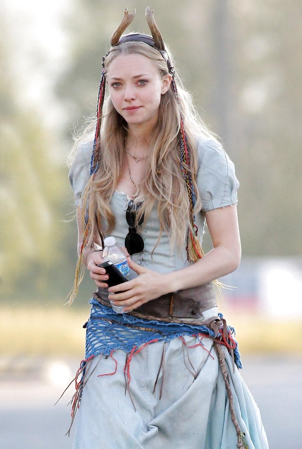 25P Amanda Seyfried  mega collection