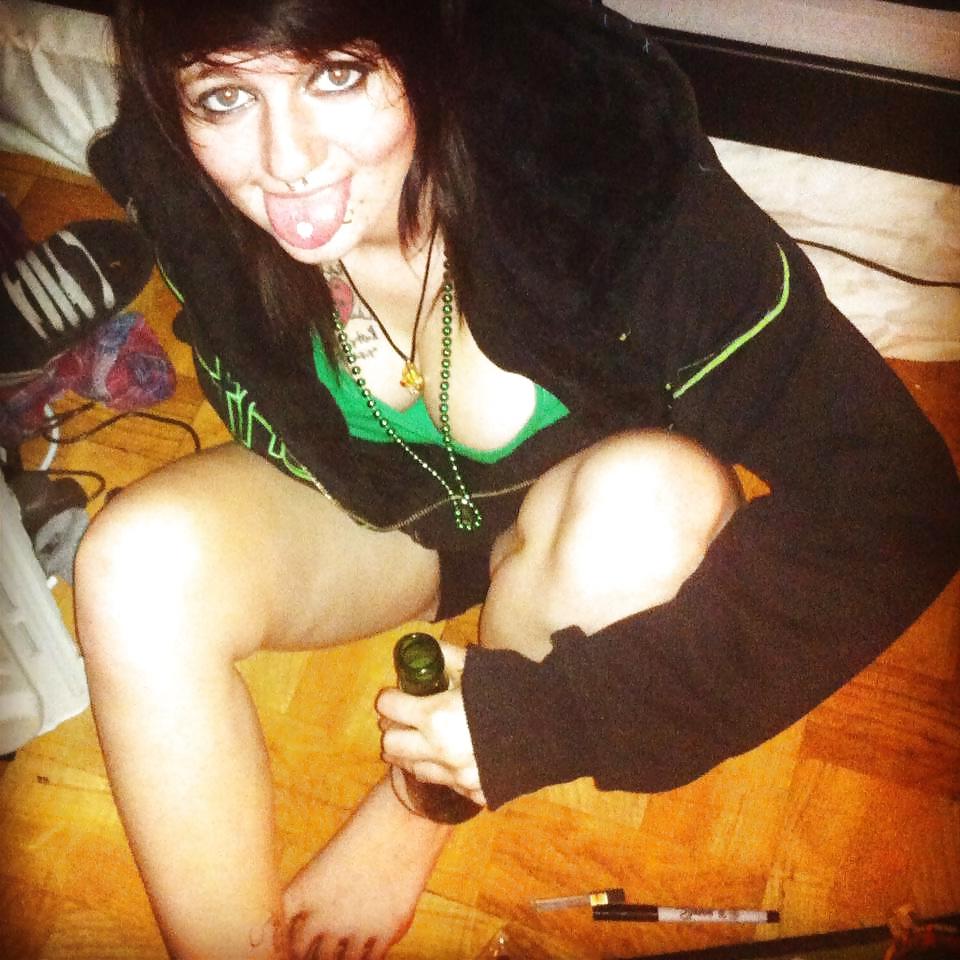 5P Emo Teenie With Big Tits