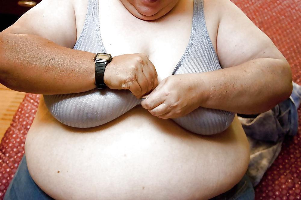 25P Sexy SSBBW (do you know who is she?)