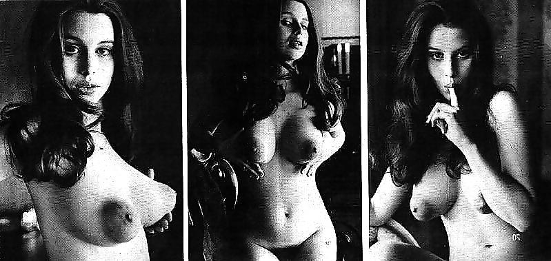 25P Erotic large natural retro breasts 1 - kcxxx