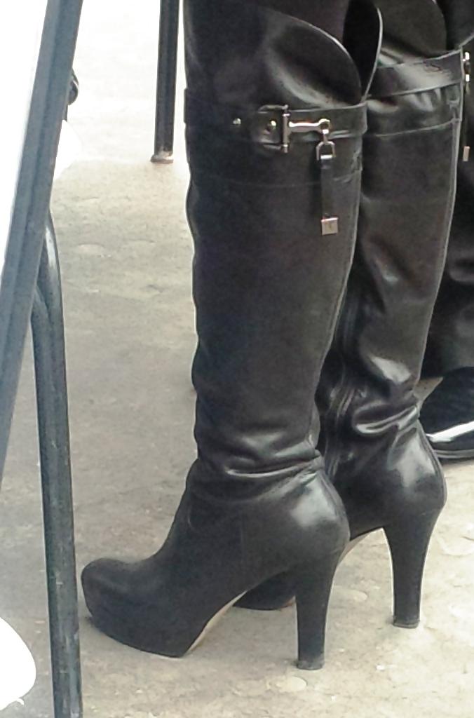 10P Sexy boots