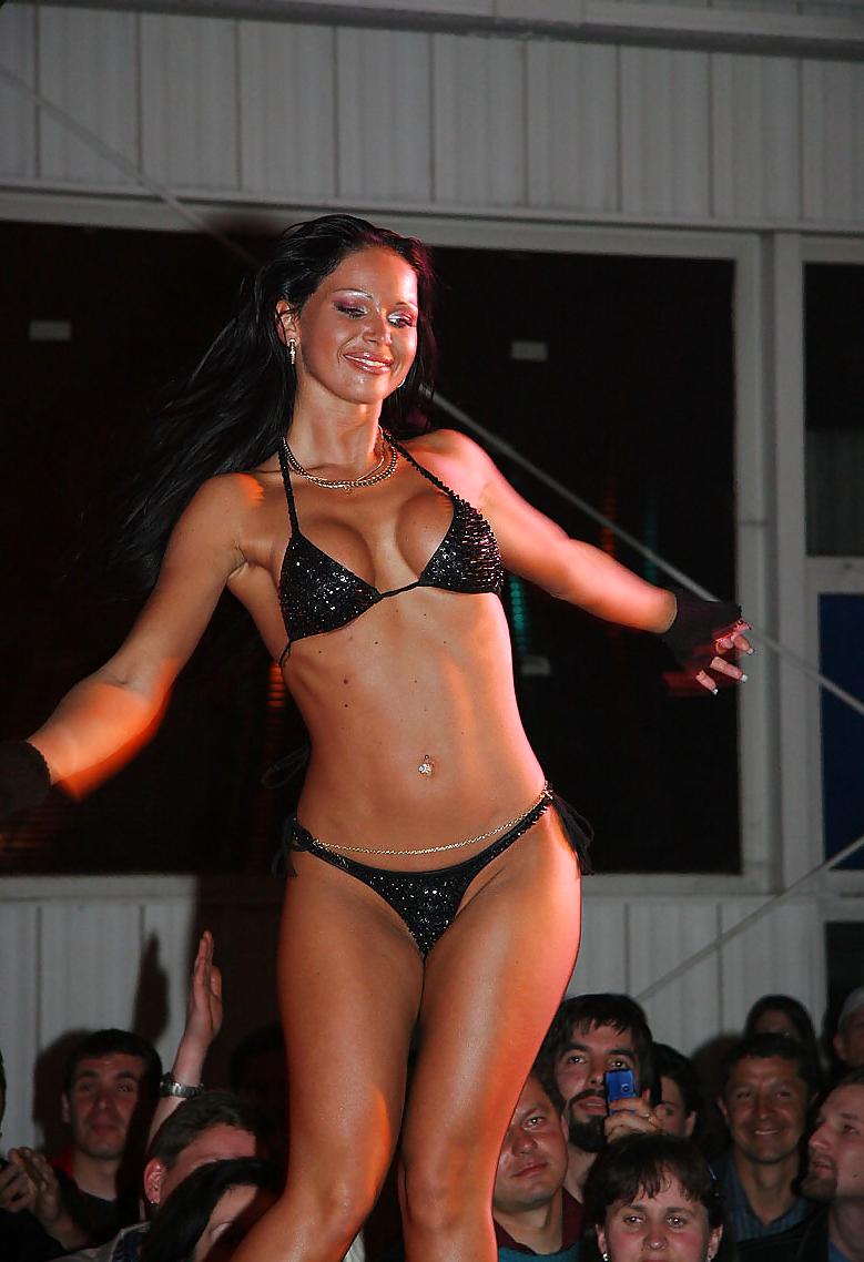 15P Wonderful Strippers