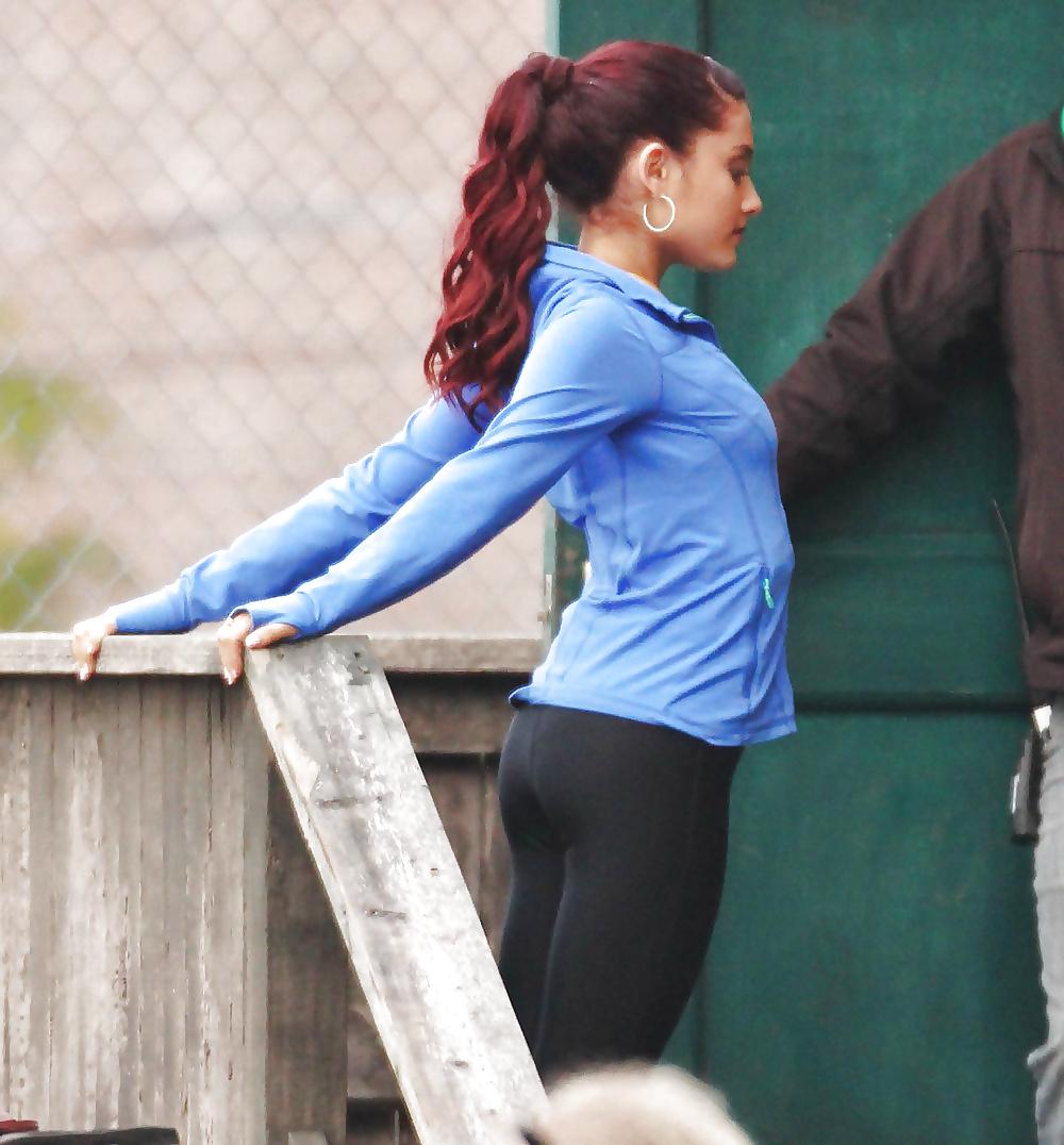 25P Ariana Grande Fakes