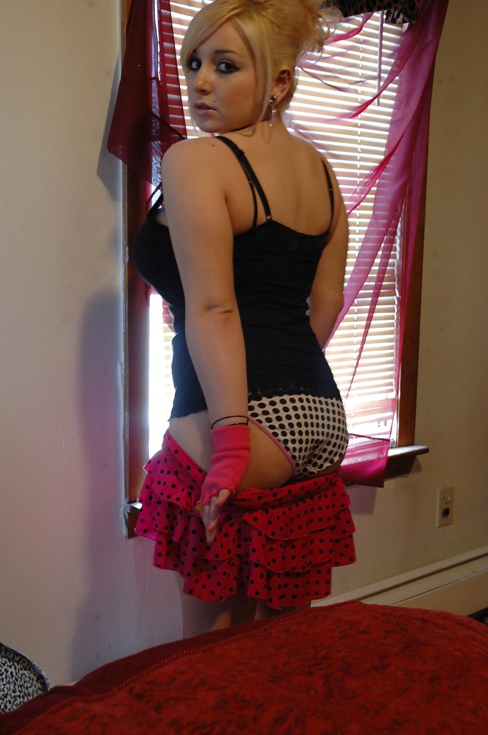 25P Nela Big Boobs Teen 3