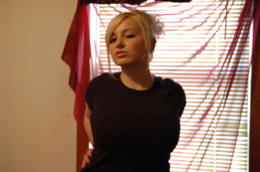 25P Nela Big Boobs Teen 3
