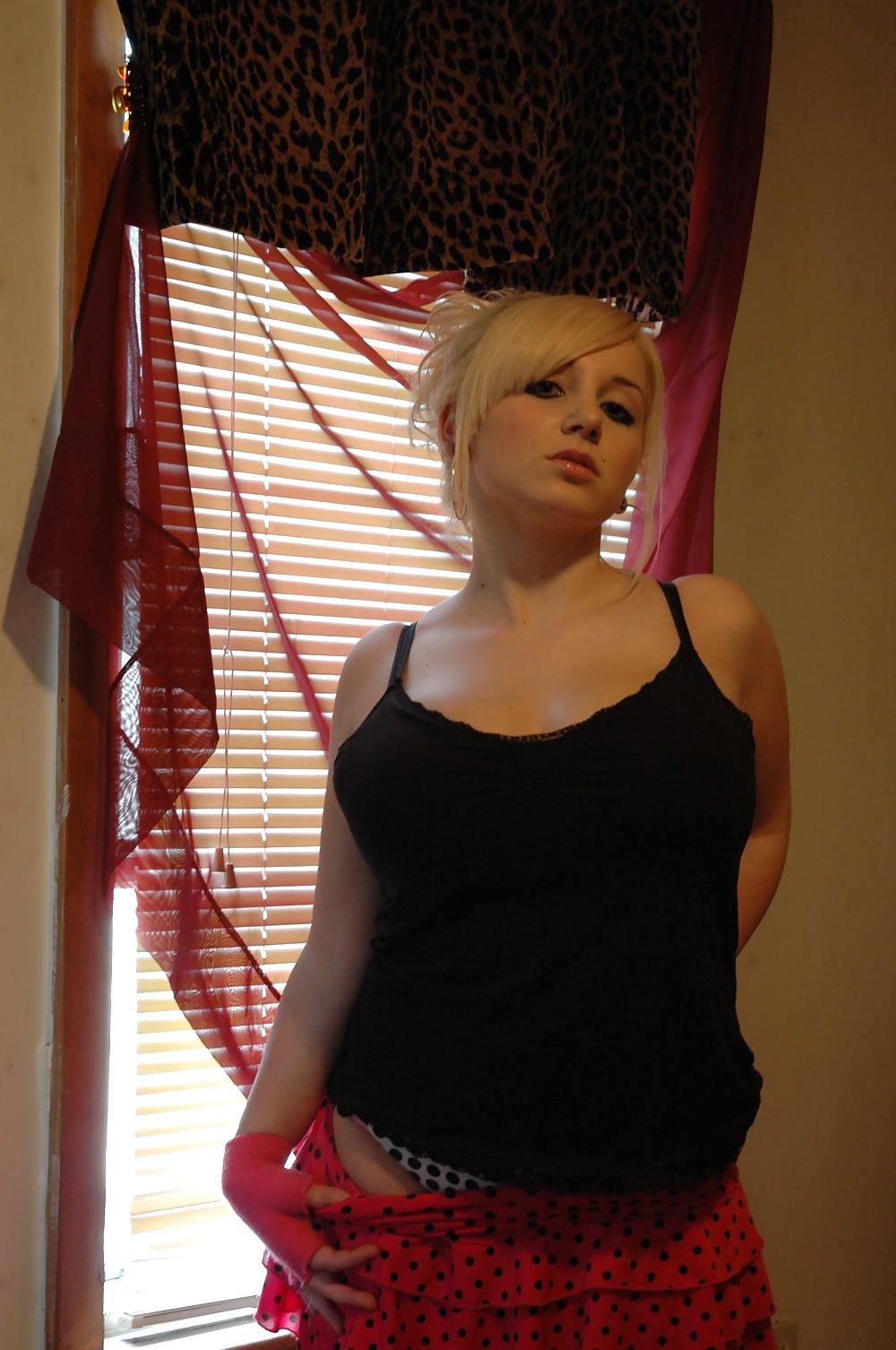 25P Nela Big Boobs Teen 3