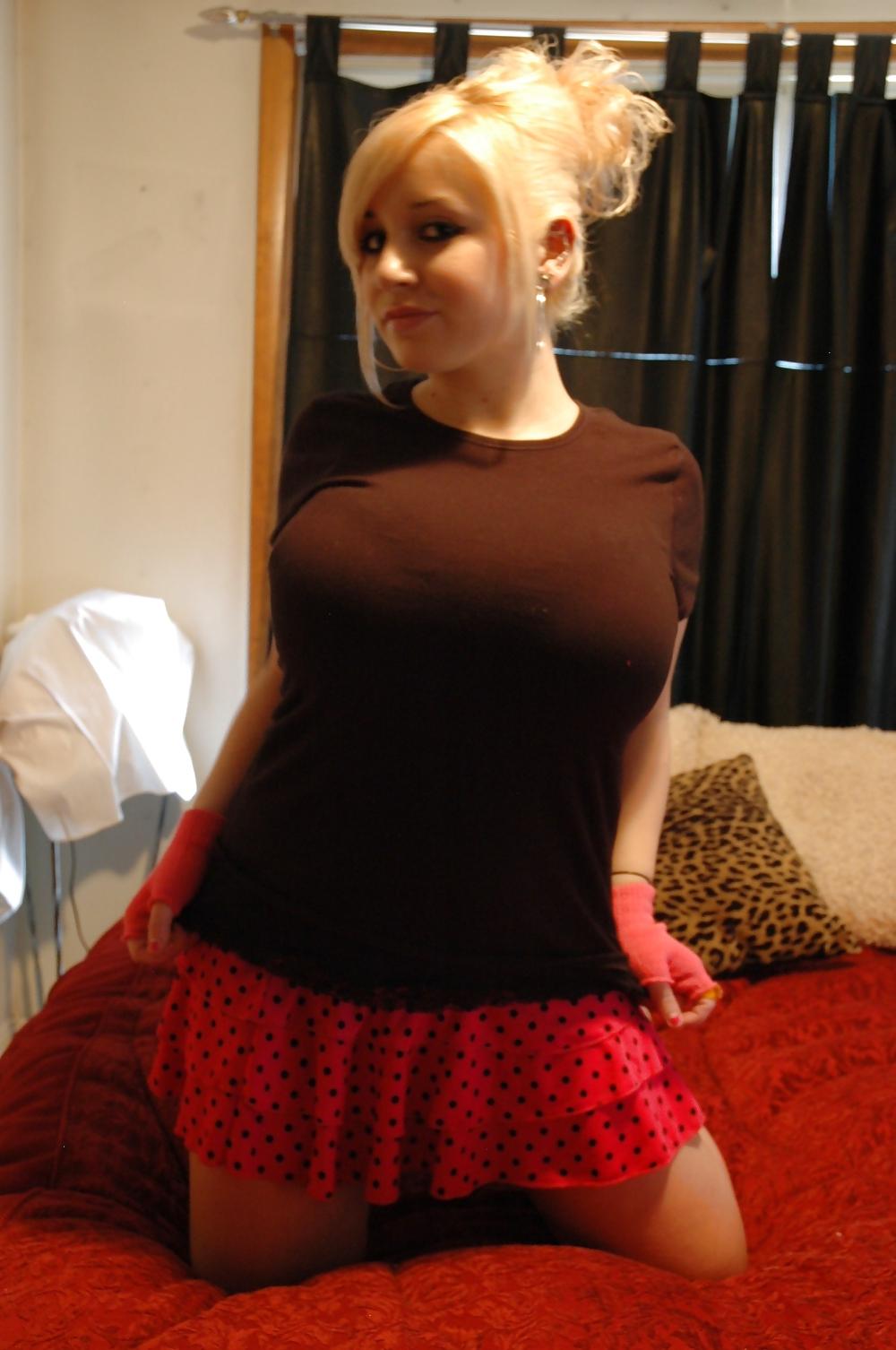25P Nela Big Boobs Teen 3