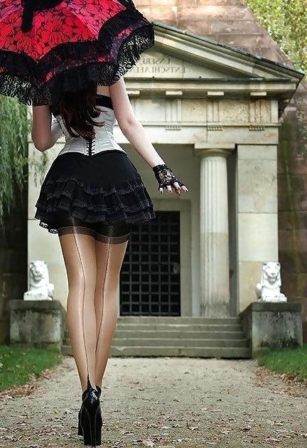 19P Stockings 3